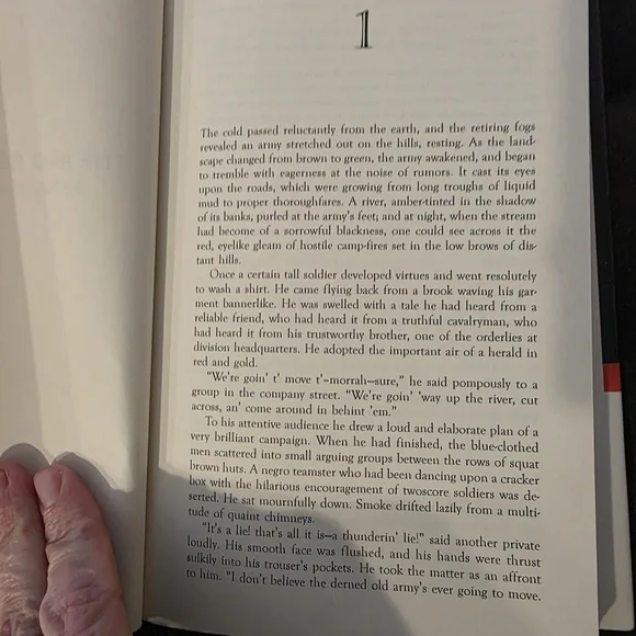 The Red Badge of Courage and Maggie by Stephen Crane - Picture 5 of 5